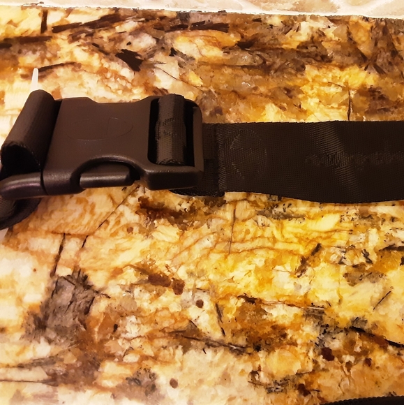 BNWT CHAMPION UNISEX PRIME WAIST PACK / BUM BAG - Picture 6 of 6